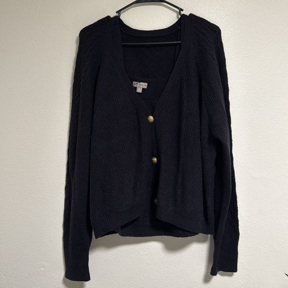 J. Crew Supersoft cropped cable-knit sweater-tank set in Black - Picture 7 of 9